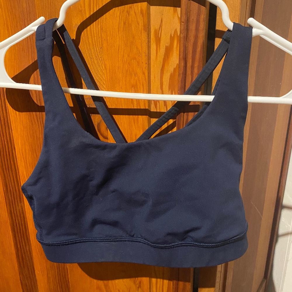 Lululemon cross strap sports bra